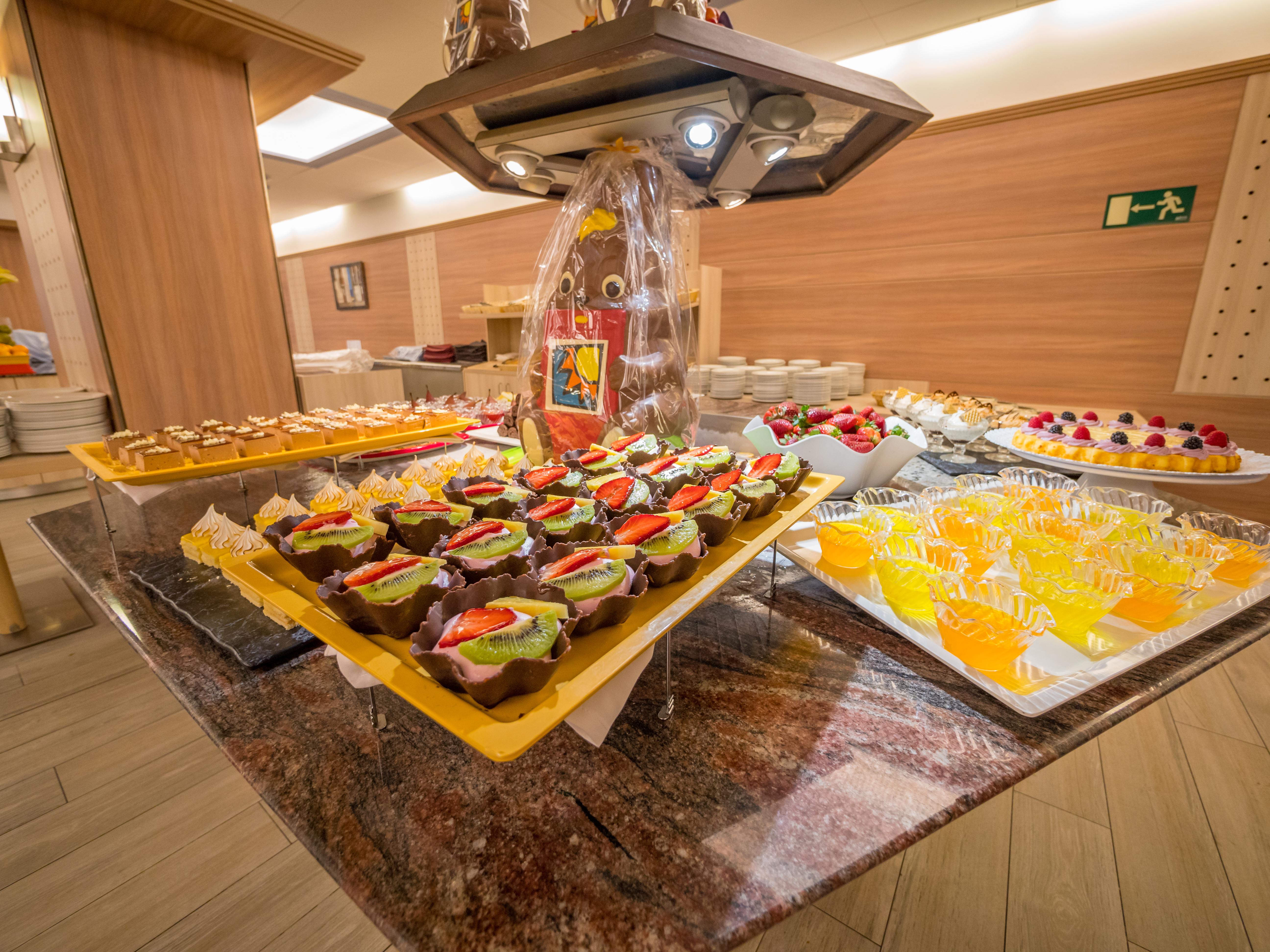 Golden Avenida Family Suites 4* Salou Exterior photo